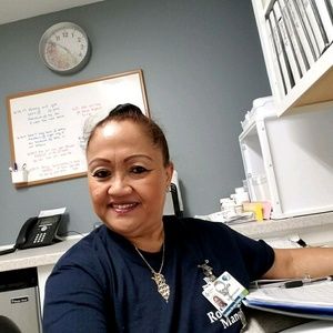 Meet your Posher, Emelita